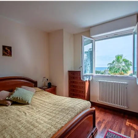 Casa Della Nonna Apartment Ospedaletti