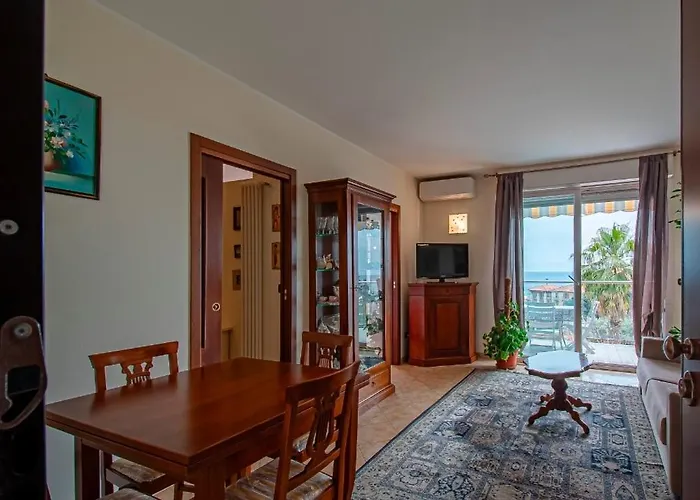 Casa Della Nonna Apartment *
